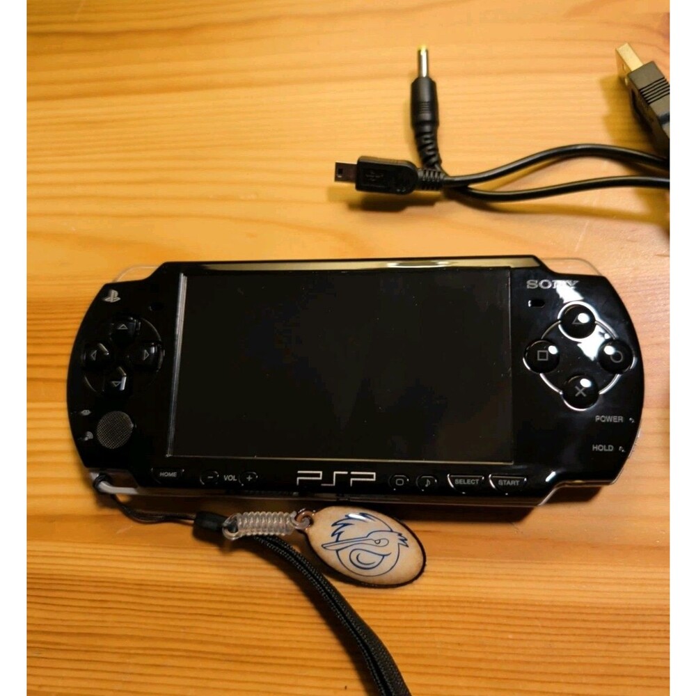 Sony PlayStation PSP-2001 Black with Charging Cable, 8 GB Memory Card - Picture 2 of 10